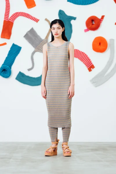 Look 24